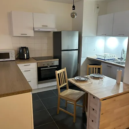 Apartment Familial Proche Paris Parking Privee